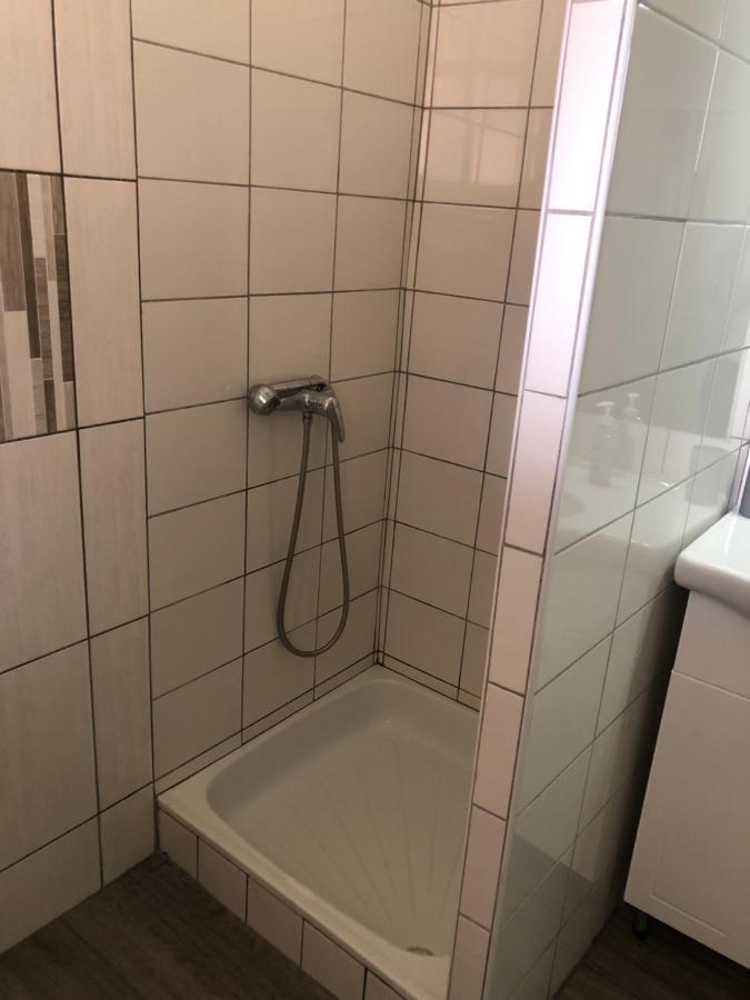Tisza-Kert Apartmanok Тісафюред Екстер'єр фото